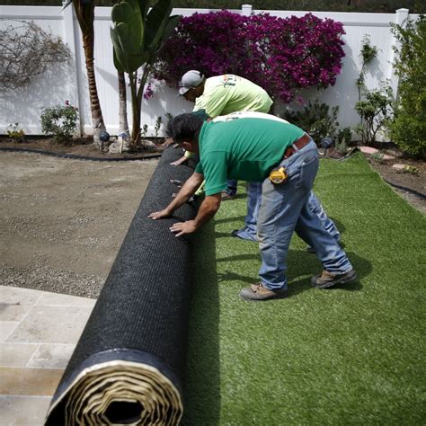 Does Artificial Grass Get Too Hot For Dogs