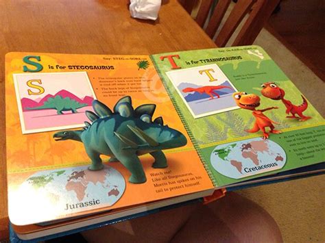 Dinosaur Train: Dinosaurs A to Z Book | JaMonkey | Atlanta Blogger