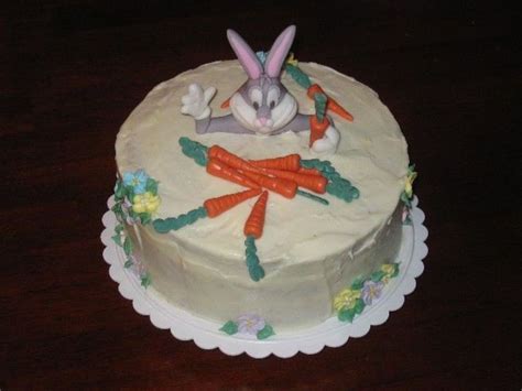 Bugs Bunny Carrot Cake - CakeCentral.com