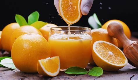 6 Health Benefits of Orange Juice | Saber Healthcare