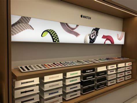 apple store accessory display | Accessories display, Exhibition design, Design