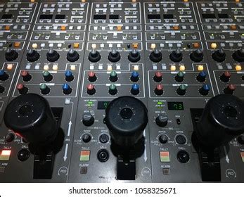 1,690 Camera Control Unit Images, Stock Photos & Vectors | Shutterstock