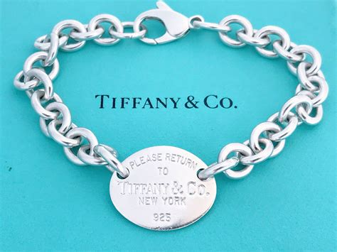 Tiffany & Co Silver Oval Tag Bracelet, Vintage Return to Tiffany and Co. Oval Tag Bracelet ...