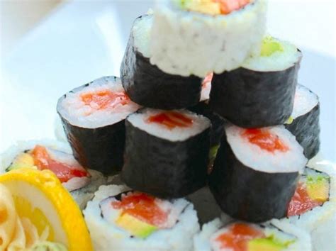 Egg Sushi Roll