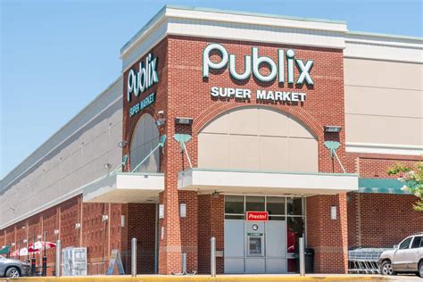 Your Guide to Ordering Subs From the Publix Deli