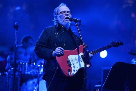 Steely Dan Guitarist Walter Becker Has Died | Access