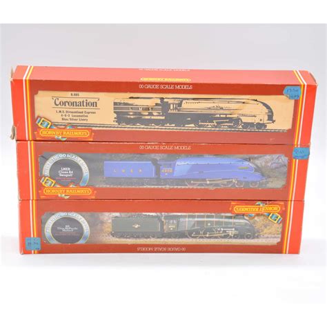 Lot 364 - Three Hornby OO gauge model railway