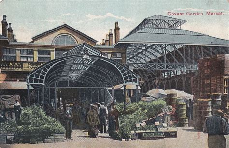 A postcard c.1910 of Covent Garden Market http://londondiaryblog.files.wordpress.com/2013/11 ...