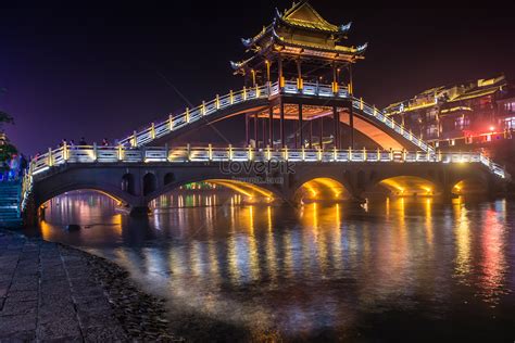 Night View Of Fenghuang Ancient Town In Hunan Province Picture And HD Photos | Free Download On ...