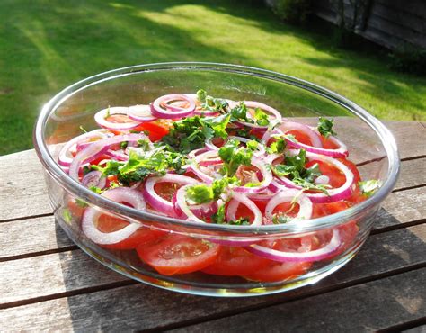 Tomato, Red Onion & Coriander Salad - Fab Food 4 All
