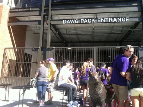 The scene at Husky Stadium - Tailgate Talk