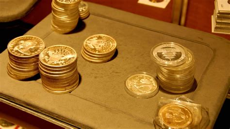 How To Properly Collect Gold Coins To Achieve The Maximum Profits ...