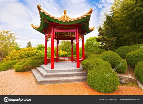 Chinese Pagoda Garden - Best Decorations