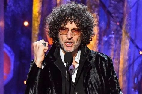 Pandora to Showcase Howard Stern Interviews: "19 from 2019" - TMR Zoo