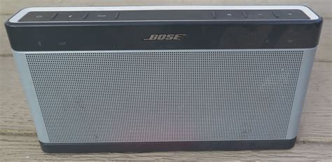 Bose Soundlink Bluetooth Speaker III (no accessories)