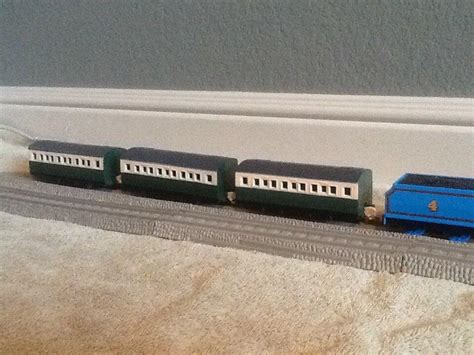 Trackmaster Gordon Express Coaches