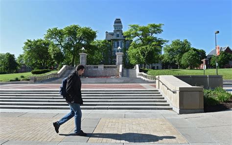 Syracuse University increases tuition again this year - syracuse.com