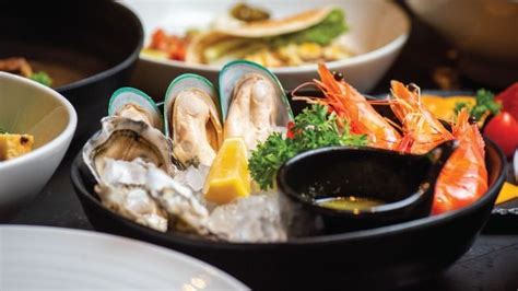 Great Harbour International Buffet @ ICONSIAM, discounts up to 50% - eatigo