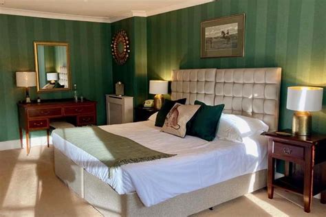 Burleigh Court Hotel, a boutique hotel in Gloucestershire