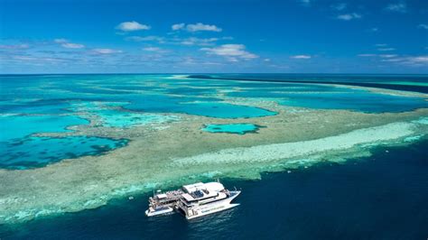 Queensland Islands Resorts on the Great Barrier Reef