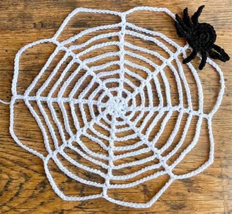 Crochet Spider Web Pattern Free & Easy for Beginners!