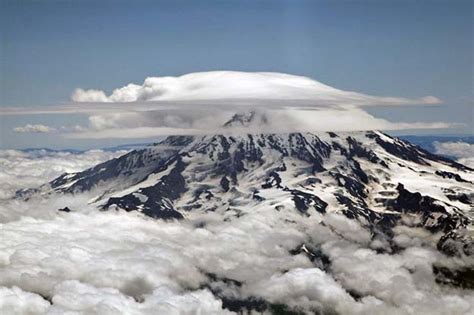 Surviving a Mt. Rainier Eruption | Survival Life