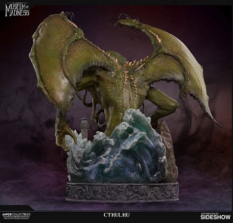 Cthulhu Statue - GeekAlerts