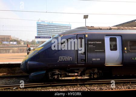 Class 395 high speed train 395015 speeds past Beechbrook Farm on HS1 Stock Photo - Alamy