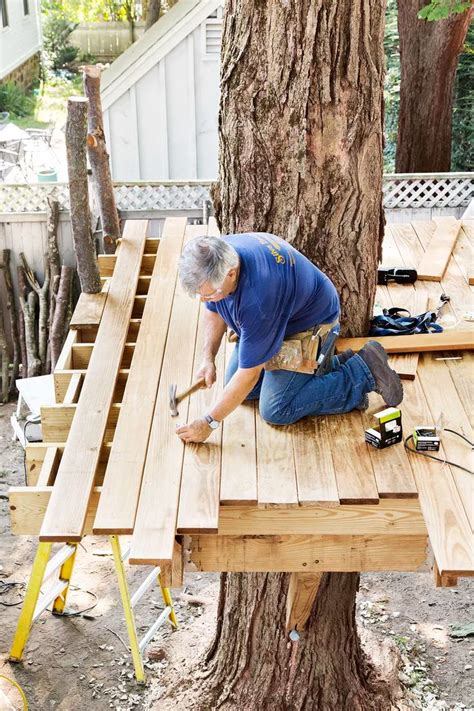 How to Build a DIY Treehouse