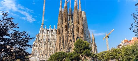 Your Complete Guide To Visiting The Sagrada Familia Towers