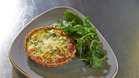 Coronation Chicken Quiche - Recipe Unilever Food Solutions IE