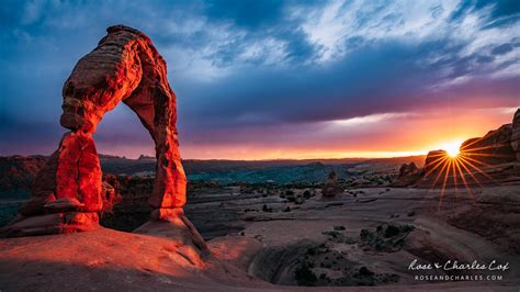 Intense Red Sunset, Delicate Arch in Arches National Park near Moab ...