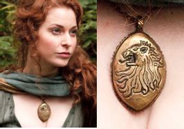 game of thrones - When did Ros receive the Lannister lion necklace from Tyrion? - Science ...
