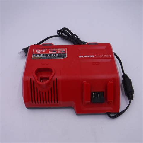 Milwaukee m12 and m18 12 volt 18 volt lithium ion multi voltage super ...