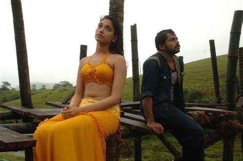 Paiyaa Movie Review. | Masala Pics