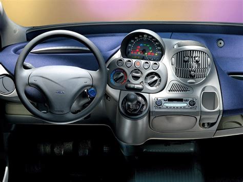 Fiat Multipla interior -worse than exterior. : r/CrappyDesign