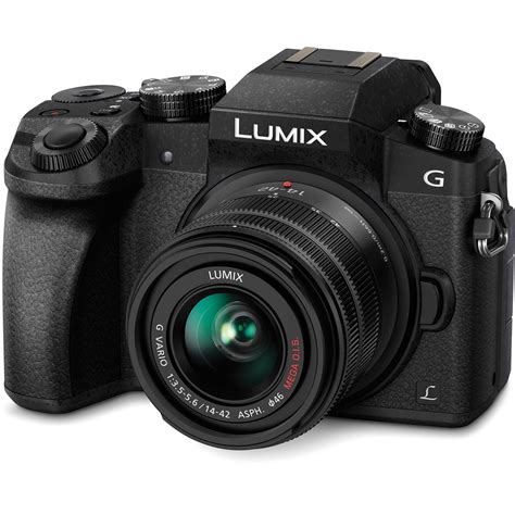 Panasonic Lumix G7 Mirrorless Camera with 14-42mm Lens DMC-G7KK