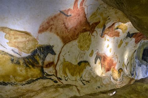 Lascaux caves: New site sheds light on mysterious Palaeolithic art