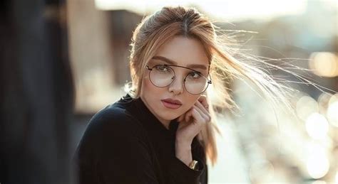 Change Your Look With Non-Prescription Glasses | Optical Store Advanced ...