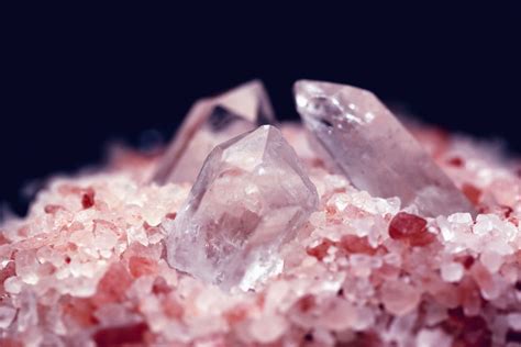 Learn About the Many Varieties of Quartz