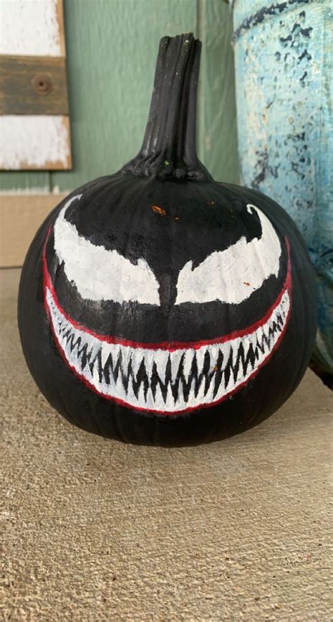 Venom pumpkin painting | Cute pumpkin carving, Creative pumpkin ...