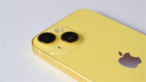 Hands on with Apple's yellow iPhone 14 - mailinvest.blog