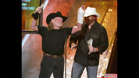 Willie Nelson through the years | 11alive.com