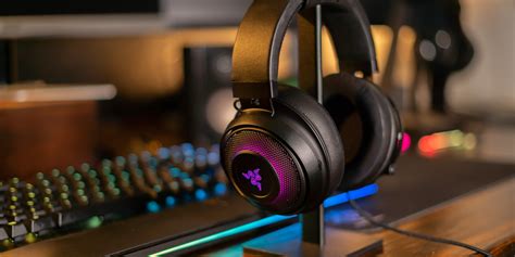 Razer Kraken Ultimate Review: THX Audio, ANC mic and custom sound