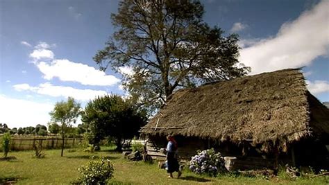 Simple and traditional lives of the Mapuche Indians | Britannica