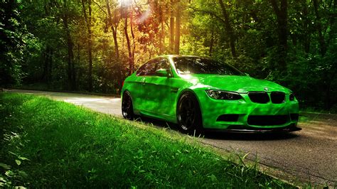 Green Car Tapeta HD | Tło | 2560x1440