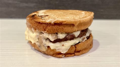 Burger King® Shroom N' Swiss Melt Review! ?? Melts Are, 54% OFF