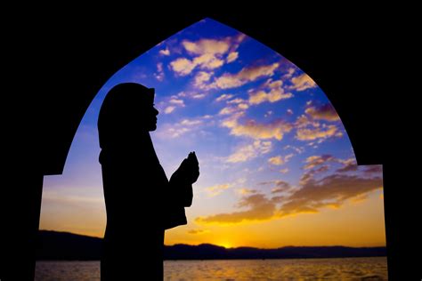 Allah, Islam, and Our Priorities - IslamiCity