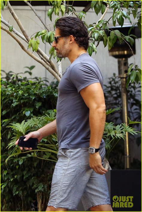 Joe Manganiello Gets Even More Ripped For 'Magic Mike XXL': Photo ...