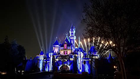 A Disneyland fireworks show is going viral for its music — OnStage Blog